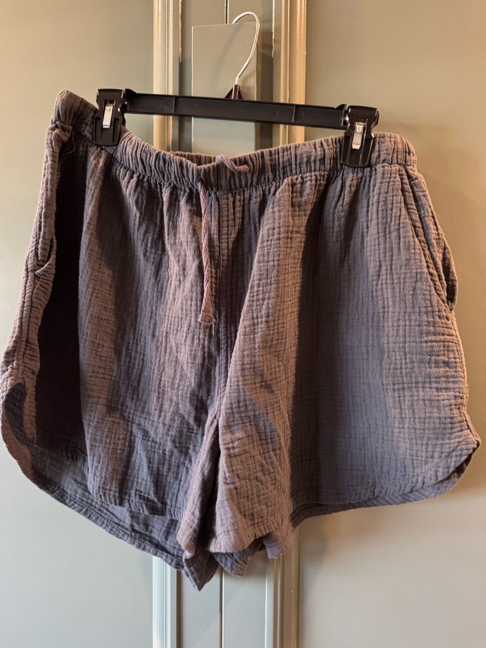 stars above Cotton Gauze Athletic Shorts in Dark Gray